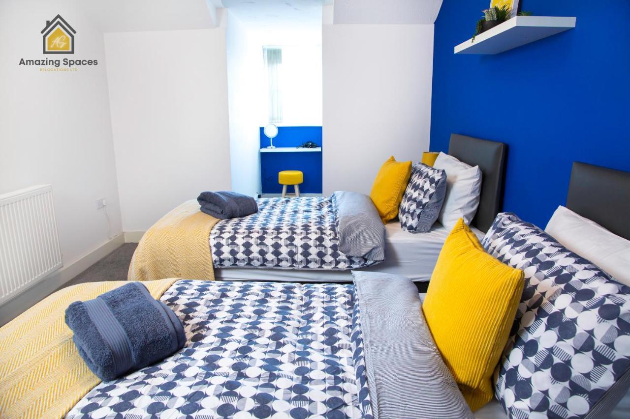 Large Unique 2 Bedroom Duplex Apartment With Private Parking & Free Wifi - Vat Qualifying By Amazing Spaces Relocations Ltd Уорингтън Екстериор снимка