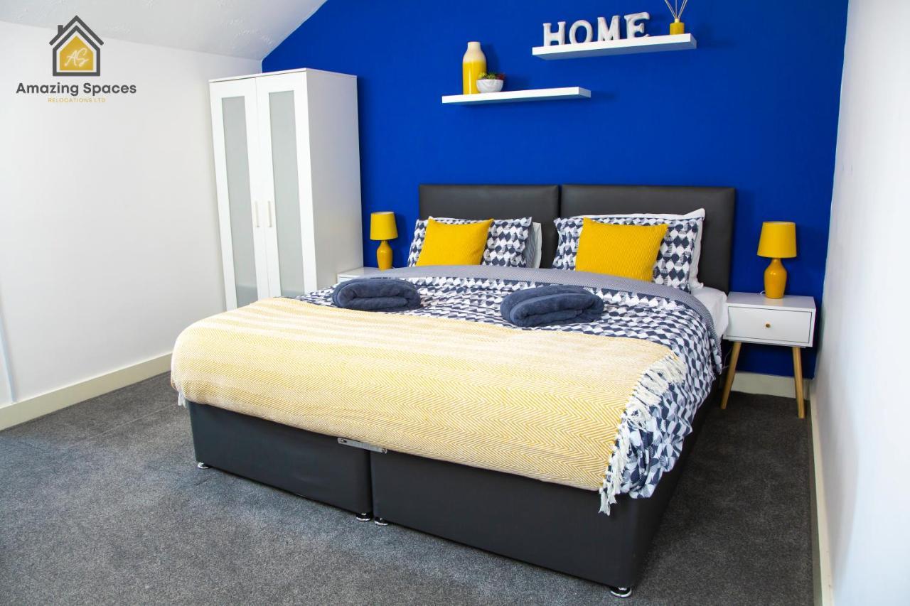 Large Unique 2 Bedroom Duplex Apartment With Private Parking & Free Wifi - Vat Qualifying By Amazing Spaces Relocations Ltd Уорингтън Екстериор снимка